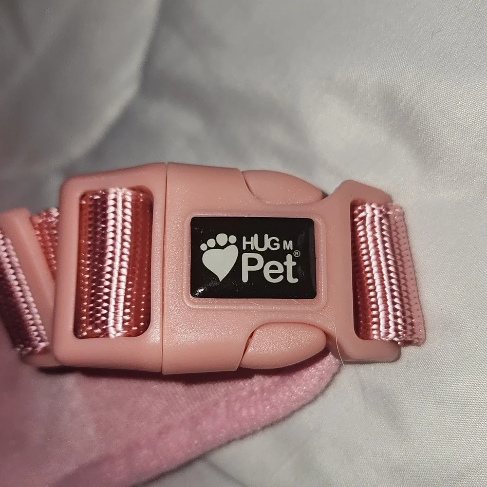 NWT Large Hug My Pet Comfort Pink Harness